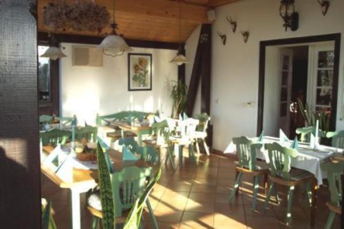 Hotel Gasthof Zur Linde Weissbach  Extérieur photo